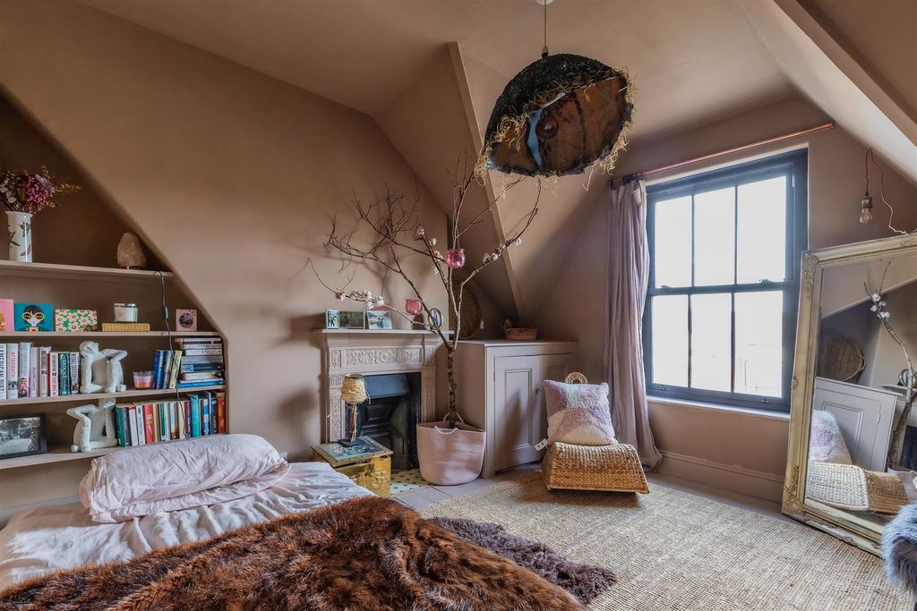 Additional image 16 of 5 bed property for saleKyveilog Street, Pontcanna, Cardiff CF11