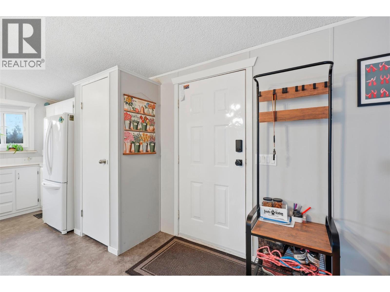 Additional image 2 of 35-1555 Howe Road, Kamloops, BC, V1S1N1