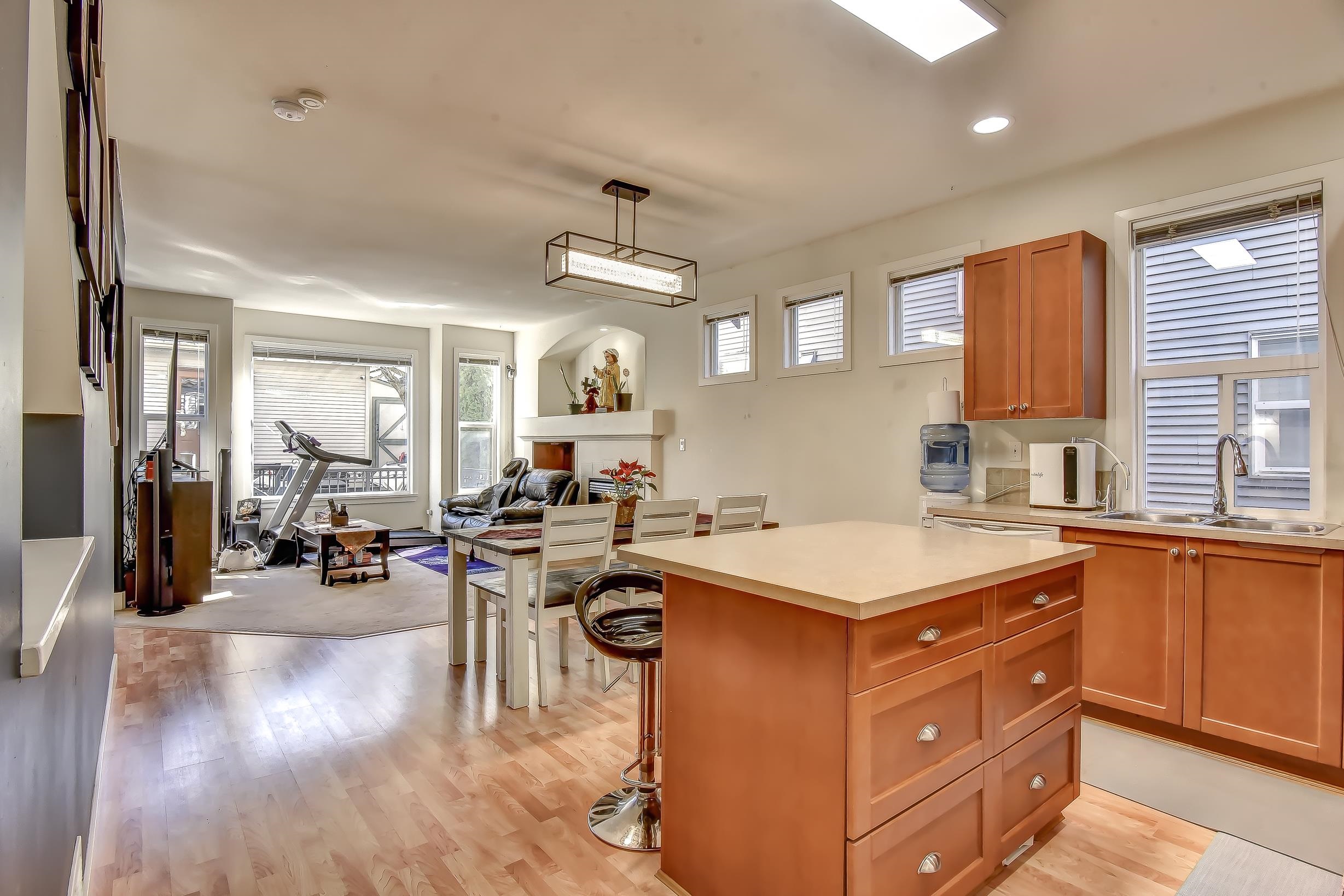 Additional image 6 of 6914 190 Street, Surrey, BC, V4N 5P1