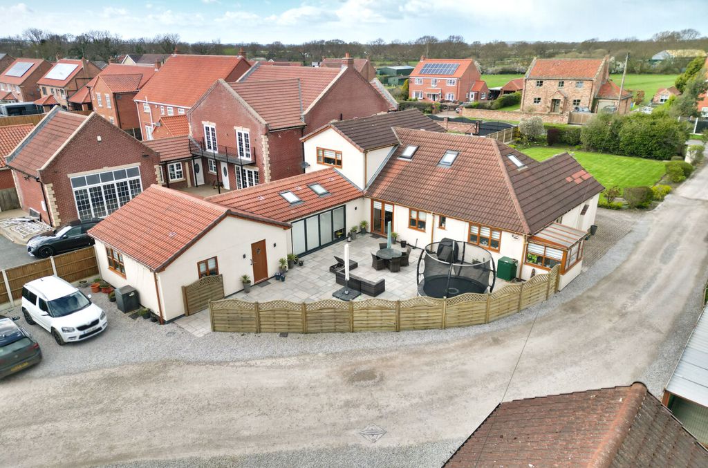 Additional image 6 of 5 bed detached house for saleMoss Road, Moss, Doncaster DN6