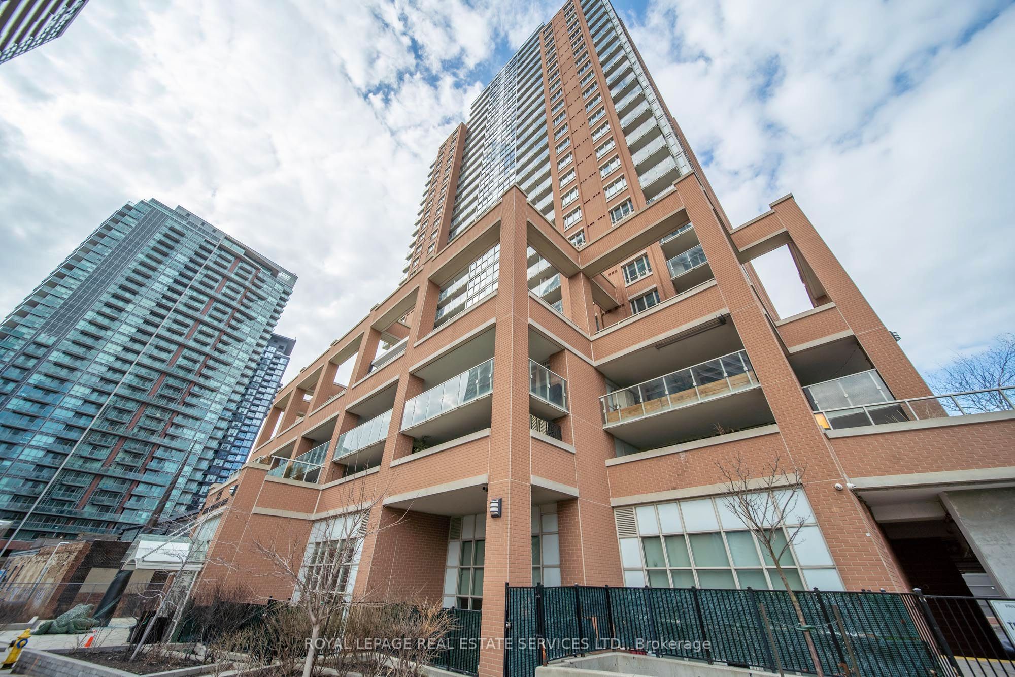 502-125 Western Battery Road, Toronto, ON, M6K 3R8