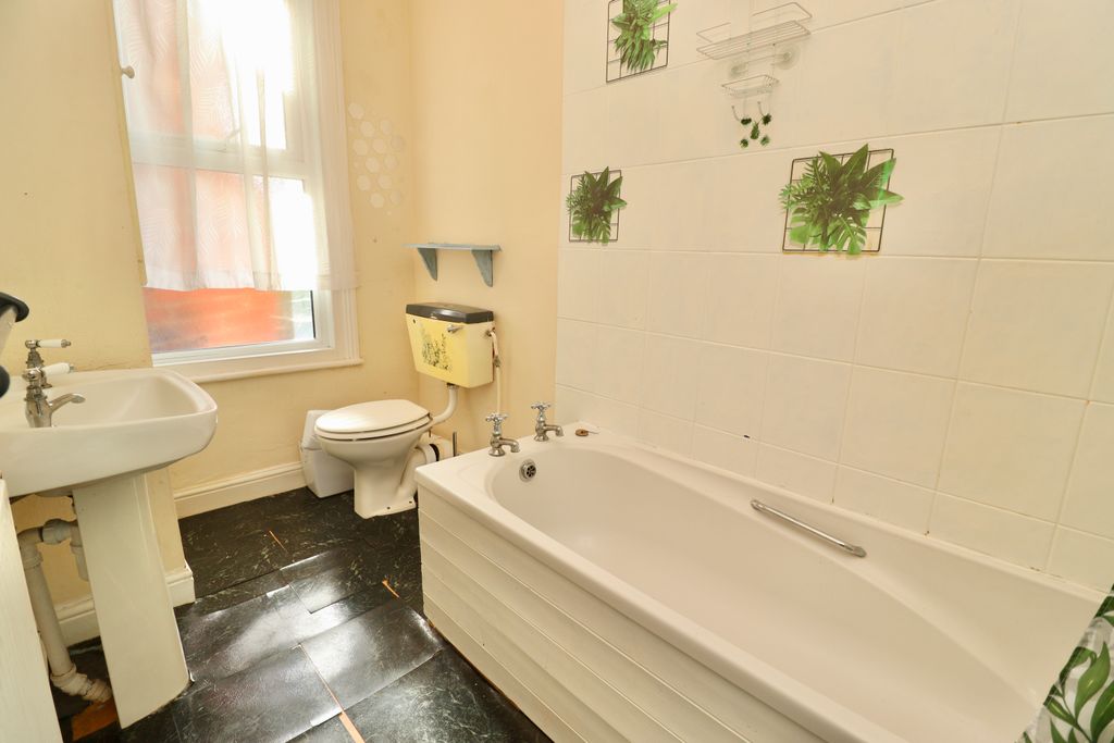 Additional image 10 of 3 bed terraced house for saleAbbot Street, Lincoln LN5