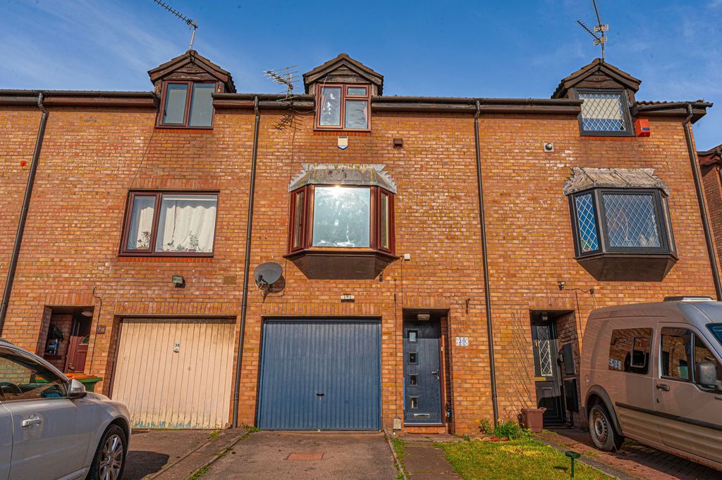2 bed terraced house for saleWilliam Morris Drive, Newport NP19
