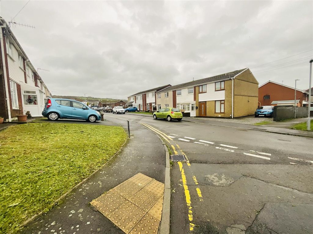 Additional image 21 of 2 bed flat for saleSandfield Road, Burry Port SA16