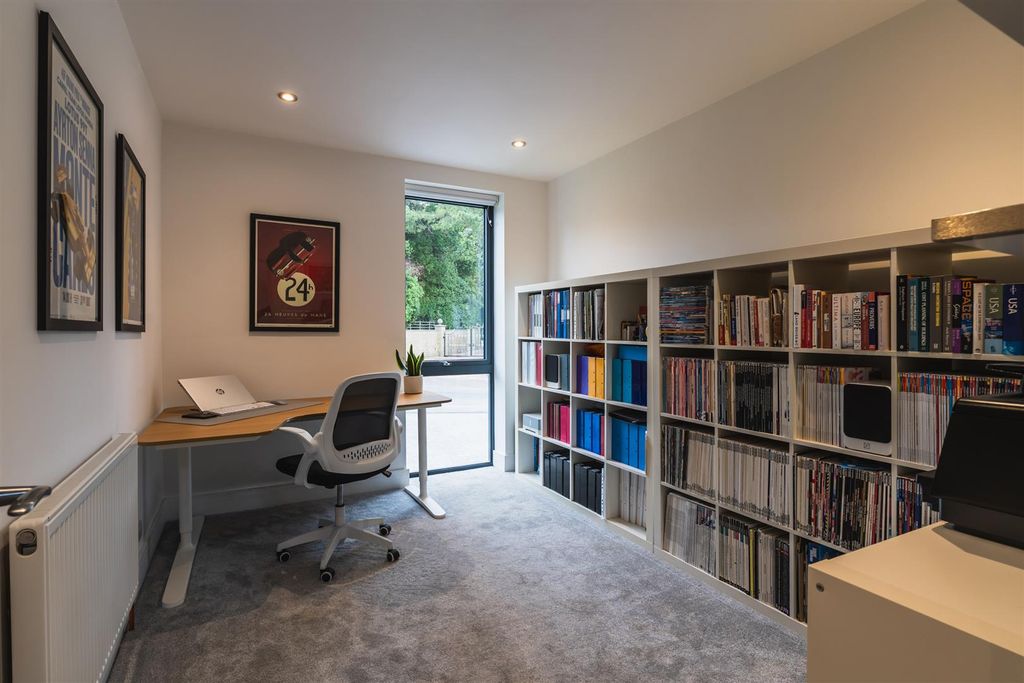 Additional image 22 of 6 bed detached house for saleCortworth Road, Sheffield S11