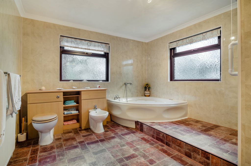 Additional image 17 of 4 bed detached house for salePwll-Pen Court, Hartridge Farm Road, Llanwern, Newport, Newport NP18