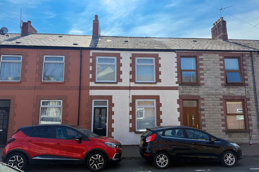 3 bed terraced house for salePearl Street, Splott CF24