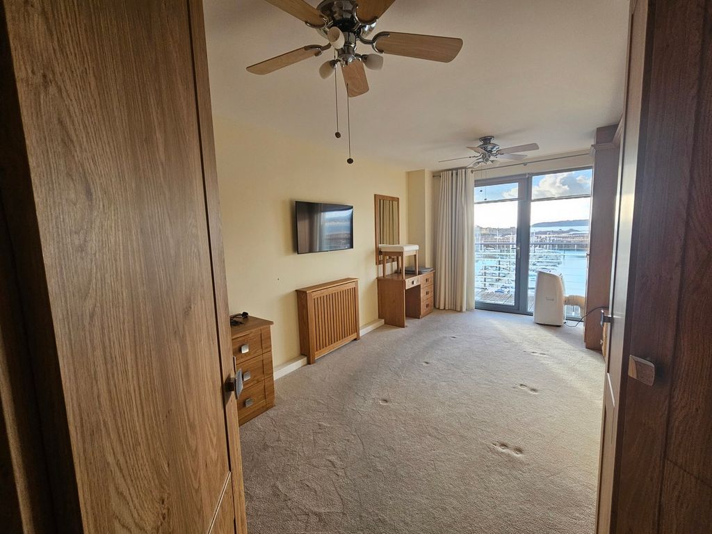 Additional image 11 of 2 bed flat for saleLa Rue De Carteret, St Helier JE2