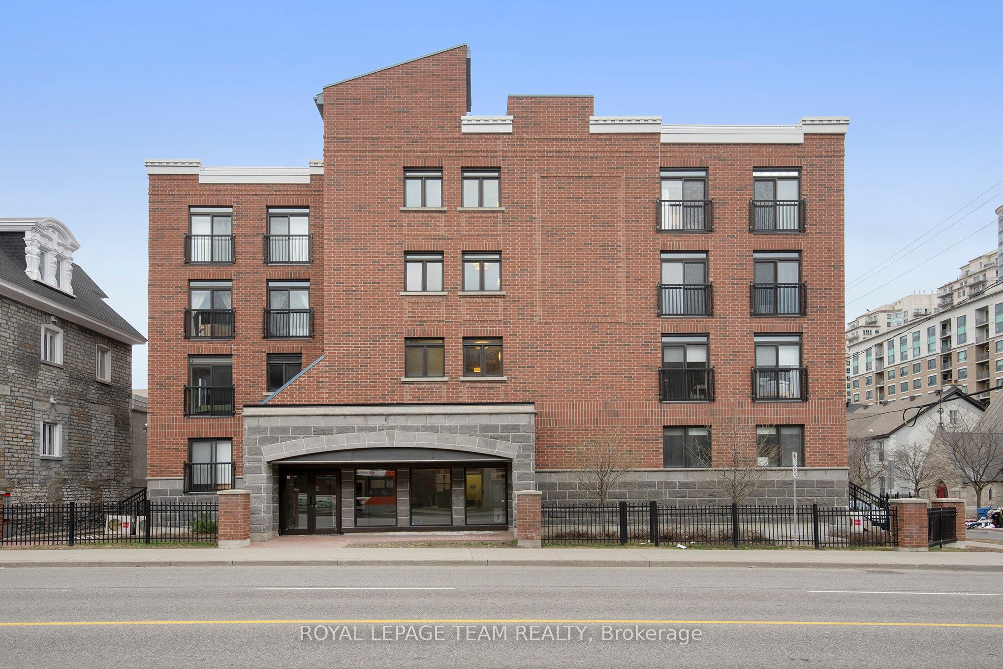 404-456 King Edward Avenue, Ottawa, ON, K1N 7M9