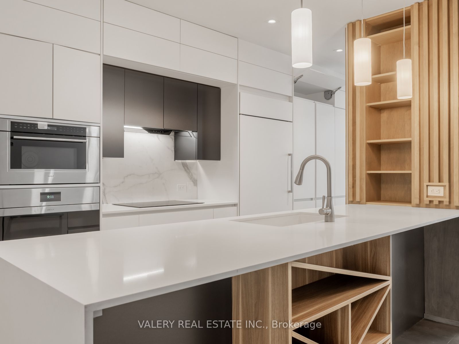 Additional image 4 of 14D-61 Yorkville Avenue, Toronto, ON, M5R 3V6