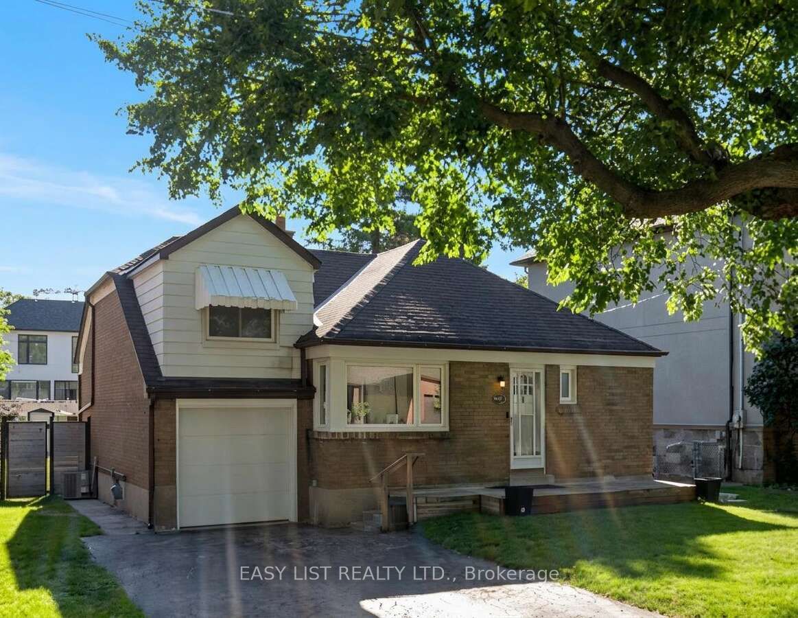 28 Inverleigh Drive, Toronto, ON, M8Y 3E3