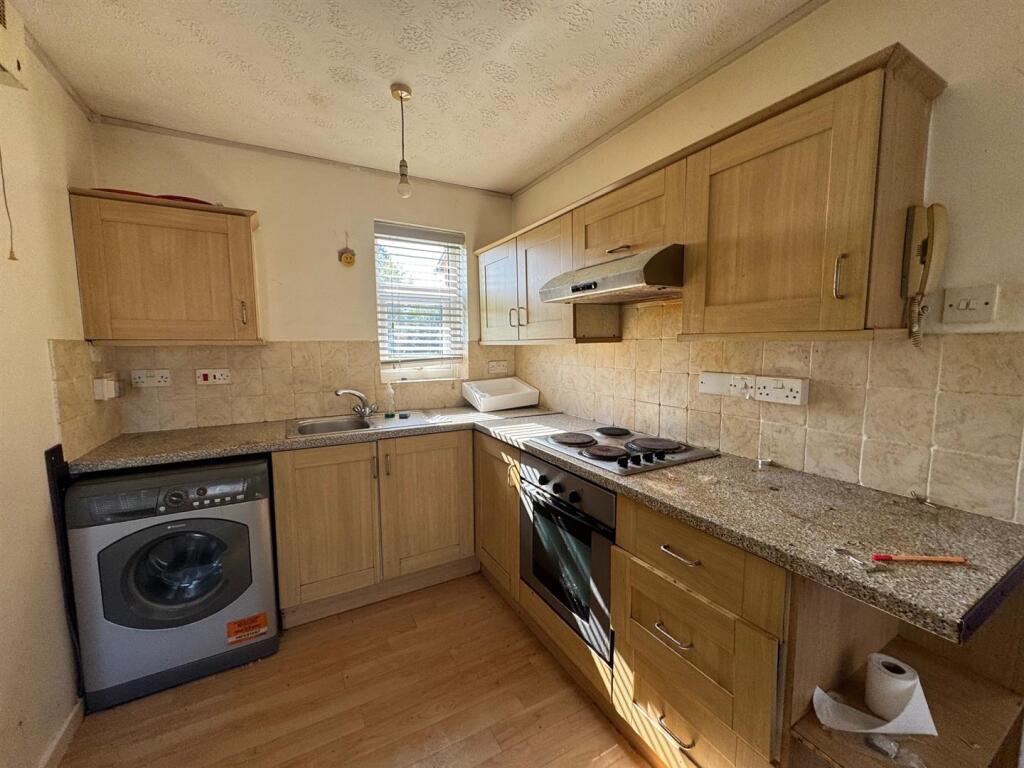 Littlecote Drive, Erdington photo 3