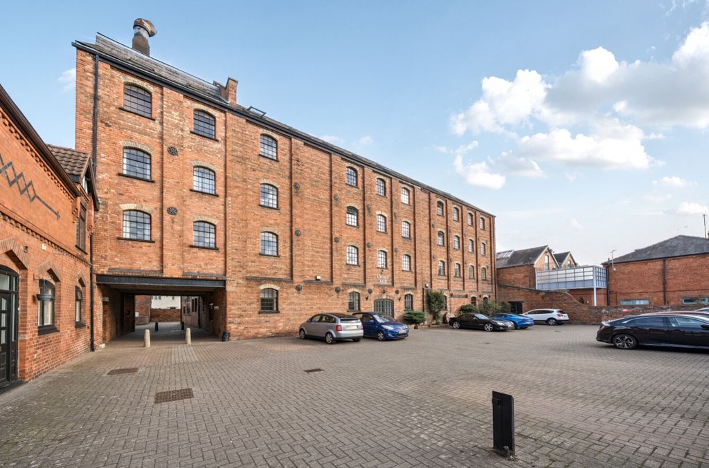 Additional image 20 of 2 bed flat for saleCrown Mill Vernon Street, Lincoln, Lincolnshire LN5