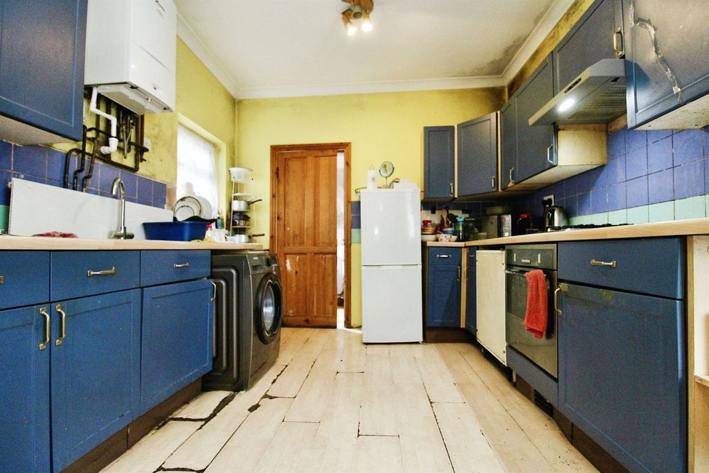 Additional image 5 of 5 bed end terrace house for saleAtlas Road, Cardiff CF5