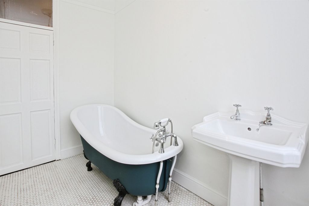Additional image 8 of 3 bed end terrace house for saleColdra Road, Newport NP20