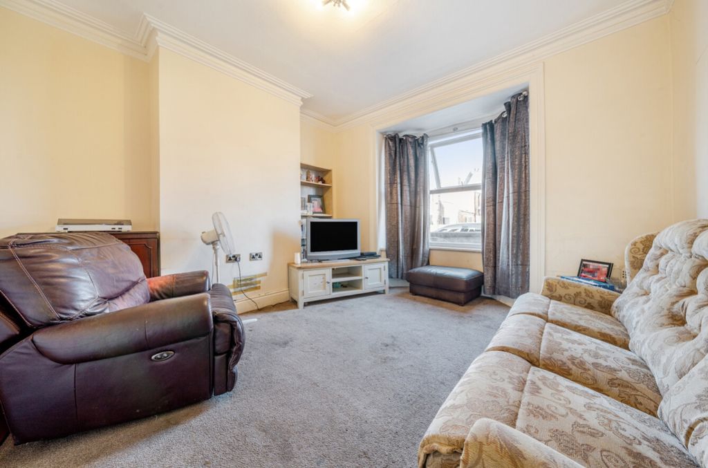 Additional image 5 of 3 bed terraced house for saleSewells Walk, Lincoln, Lincolnshire LN5