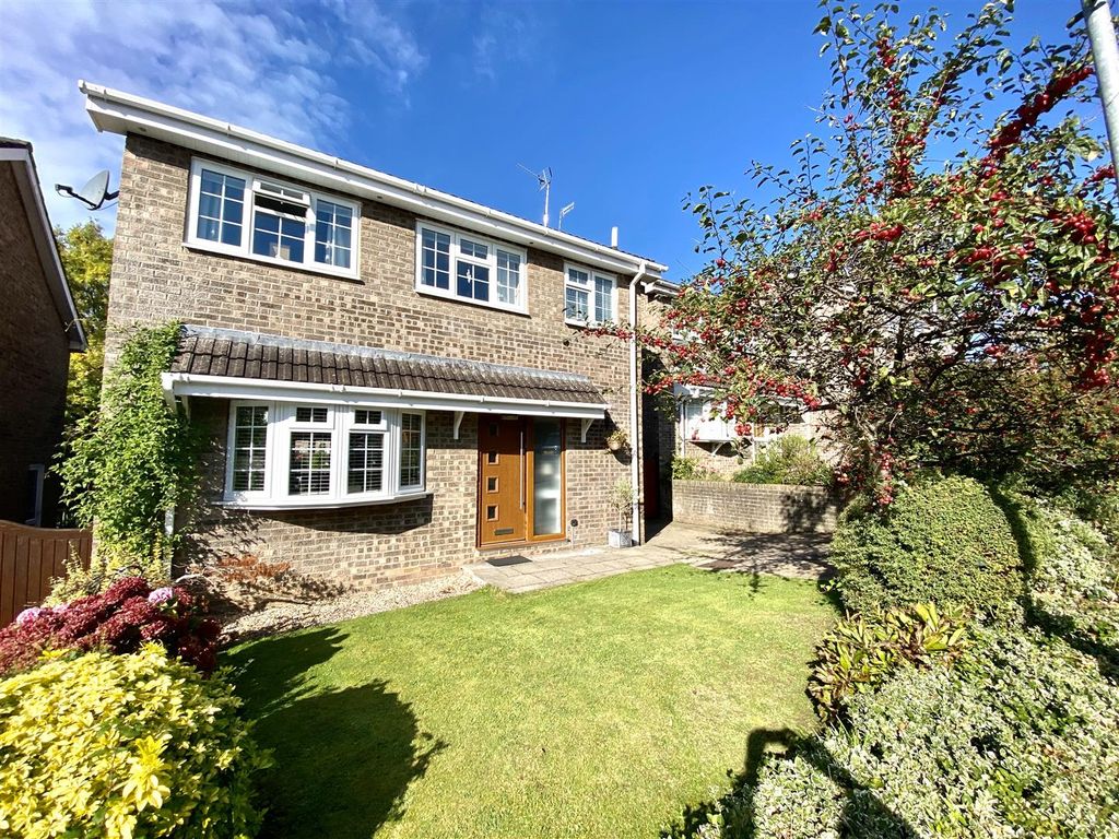 4 bed detached house for saleSt. Kingsmark Avenue, Chepstow NP16