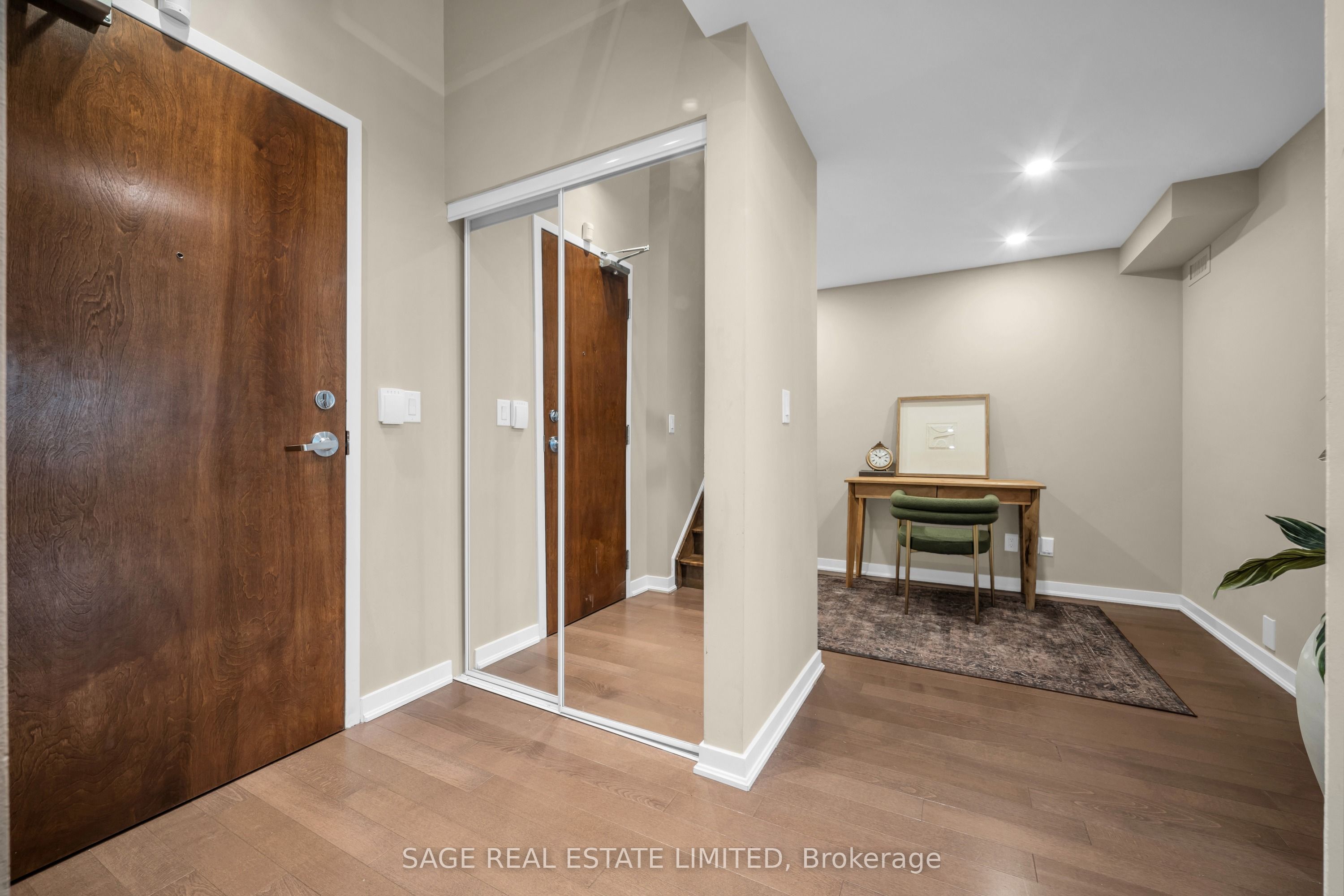 Additional image 6 of 803-2 Fieldway Road, Toronto, ON, M8Z 0B9