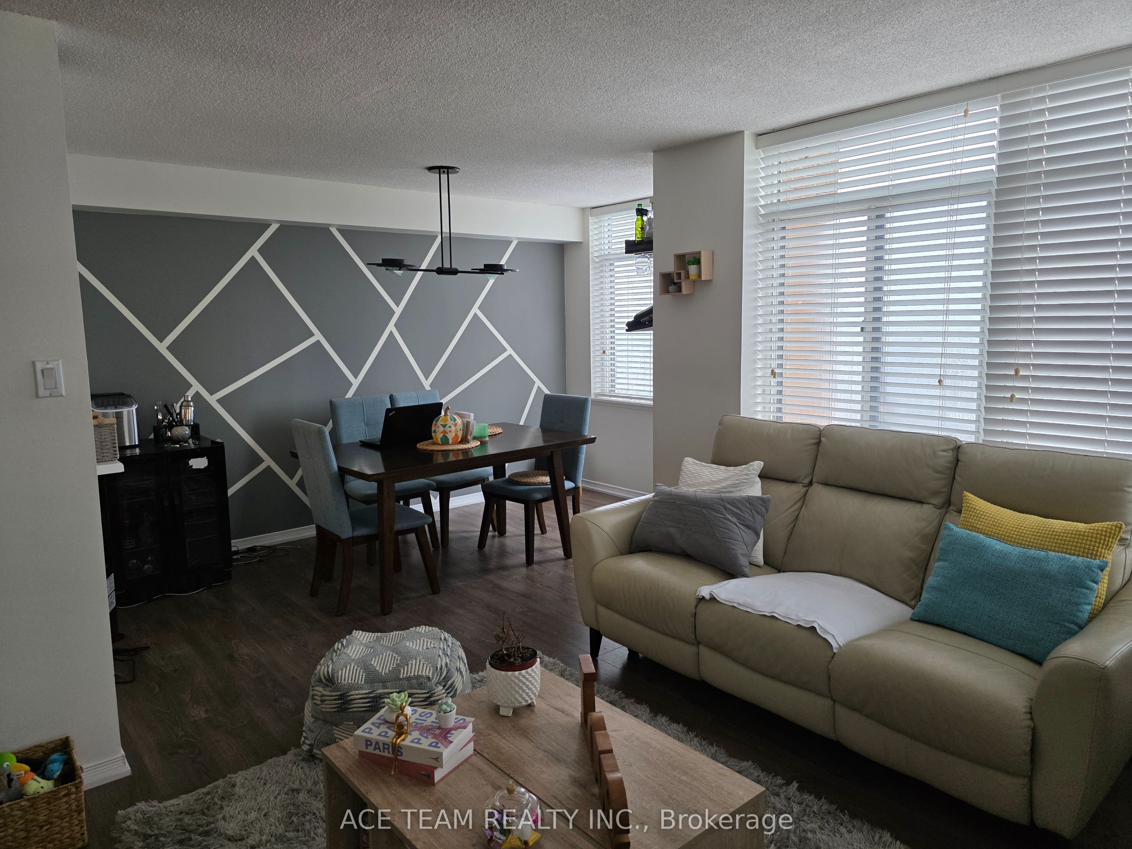 Additional image 6 of 1514-300 Webb Drive, Mississauga, ON, L5B 3W3