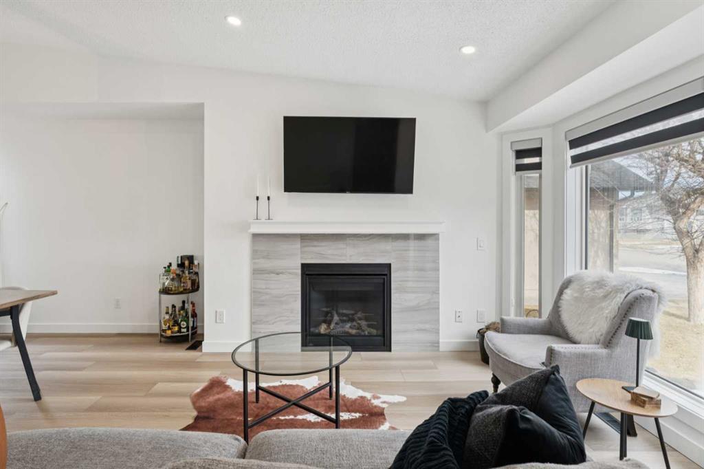 Additional image 4 of 194 Martinglen Way NE, Calgary, AB, T3J 3L1