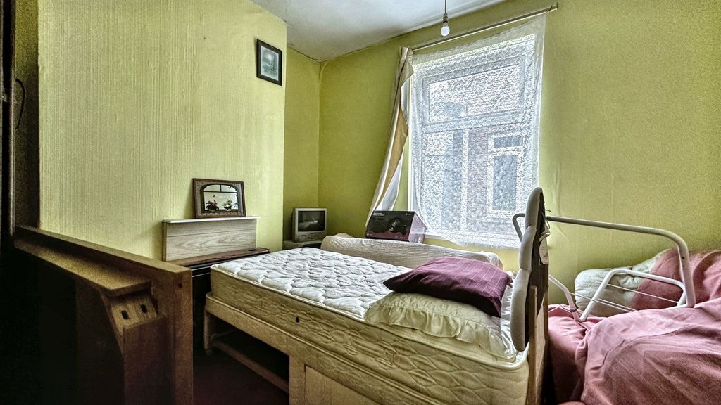 Additional image 14 of 5 bed property for saleCorporation Road, Newport NP19