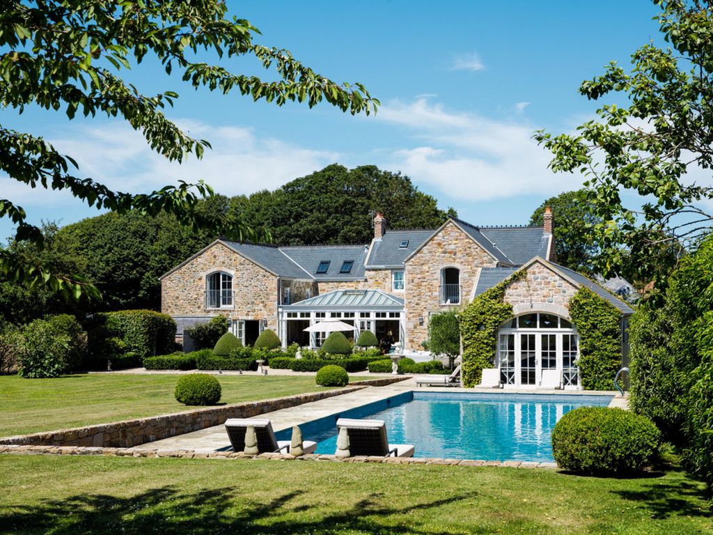 5 bed detached house for saleSt. Helier, Jersey JE2