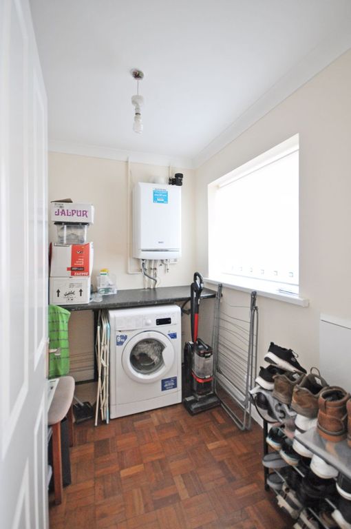 Additional image 10 of 3 bed detached house for saleDetached Modern House, Oakfield Gardens, Newport NP20