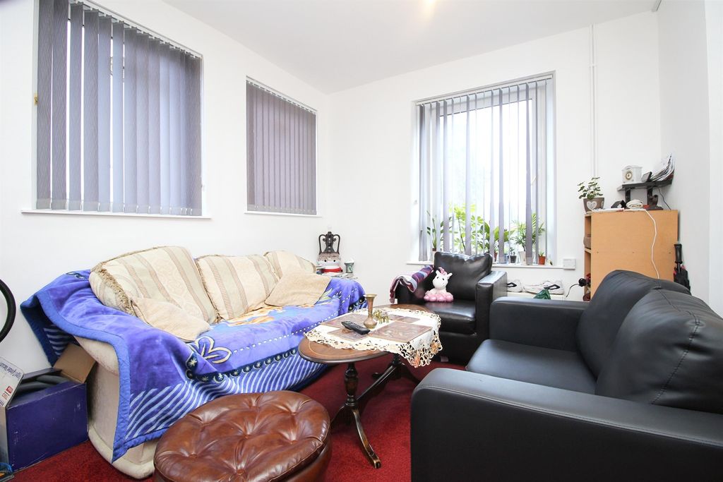 2 bed terraced house for saleStation Terrace, Ely, Cardiff CF5 photo 3