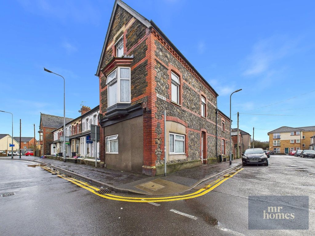 5 bed terraced house for saleAtlas Road, Cardiff CF5