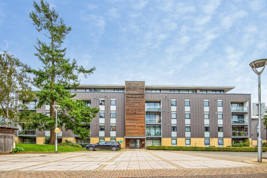 Newsom Place, St Albans, AL1