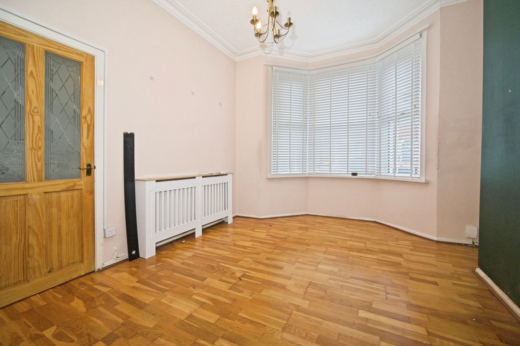Additional image 4 of 3 bed detached house for saleRosslyn Road, Newport NP19