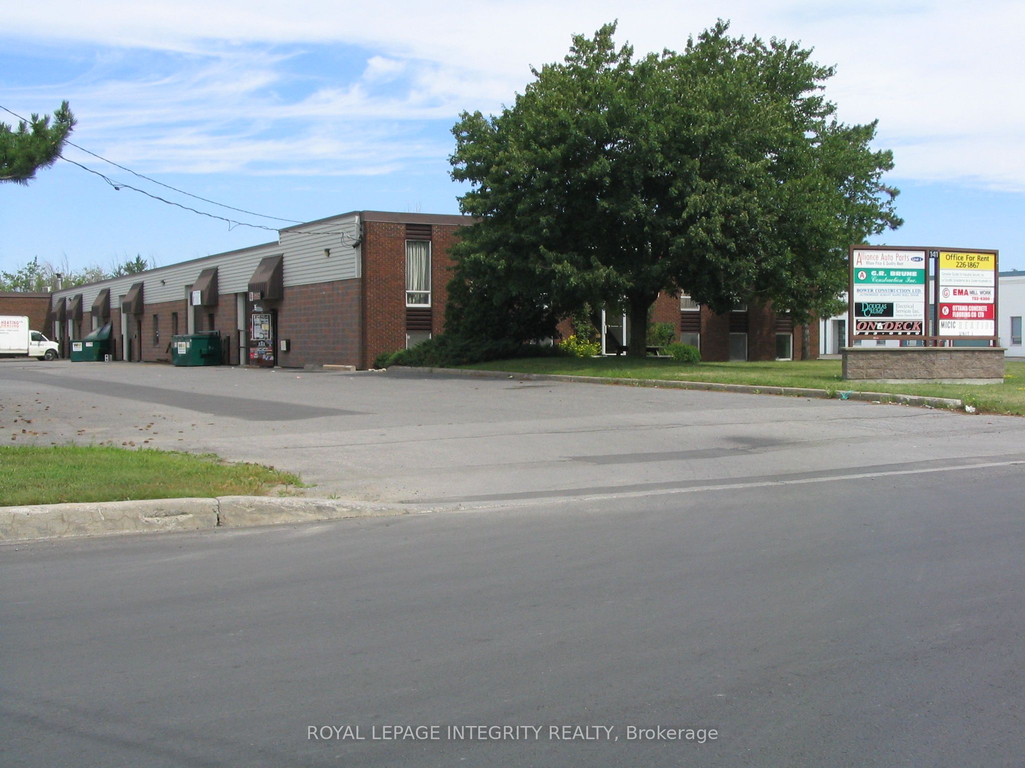 Additional image 2 of Bay L-141 Bentley Avenue, Ottawa, ON, K2E 6T7