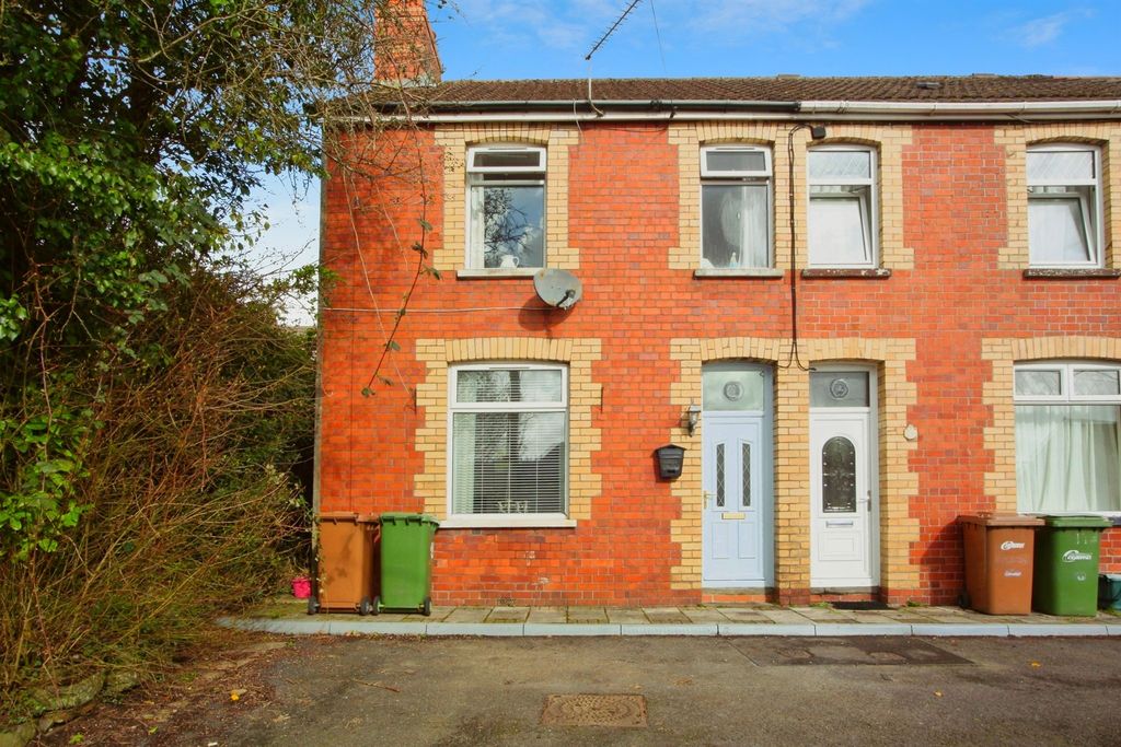 2 bed end terrace house for saleNapier Street, Machen, Caerphilly CF83