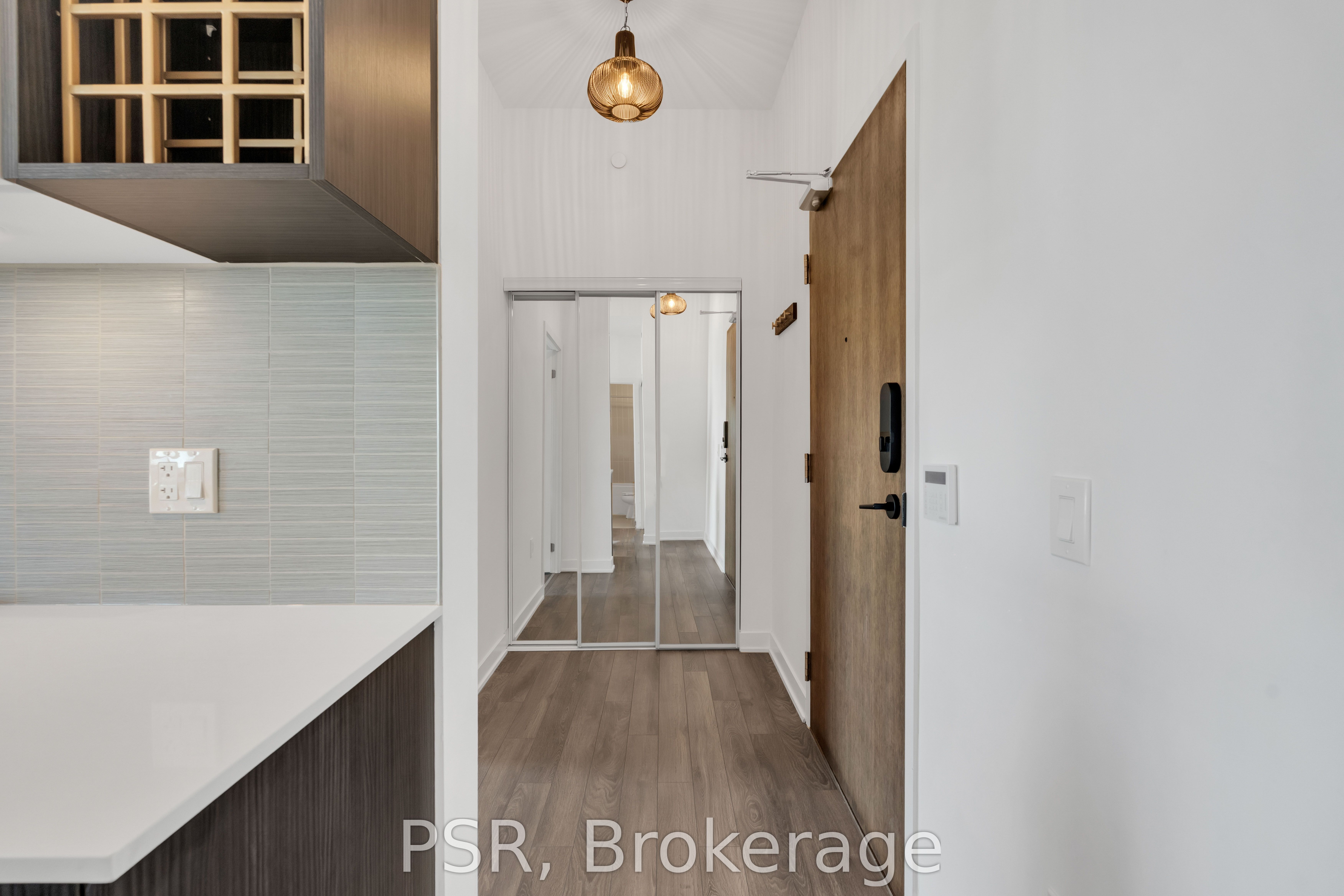 Additional image 4 of 1029-100 Eagle Rock Way, Vaughan, ON, L6A 5B9