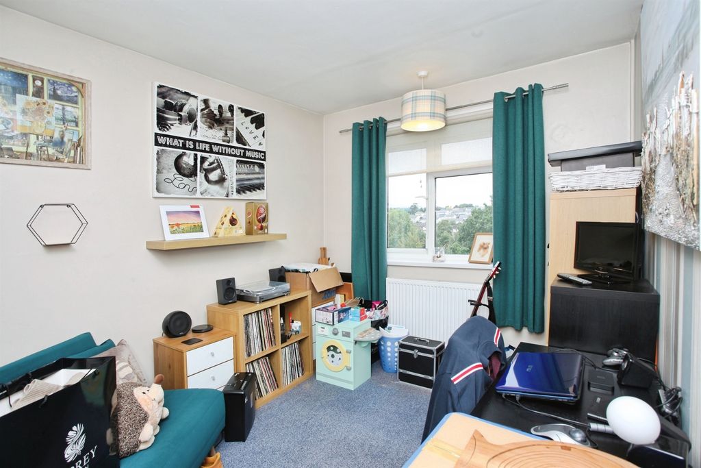 Additional image 9 of 2 bed flat for saleWye Crescent, Bettws, Newport NP20