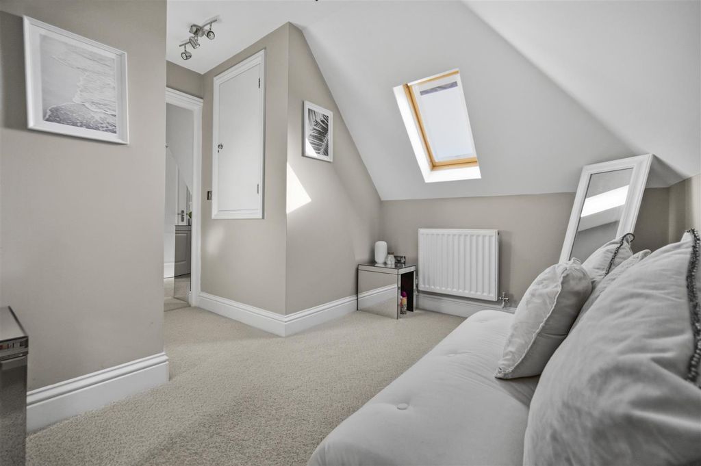 Additional image 22 of 5 bed detached house for saleUphill Road, Llanrumney, Cardiff CF3