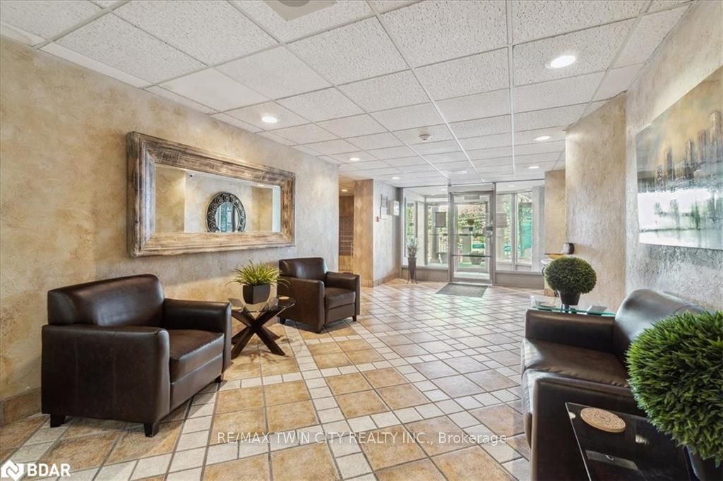 Additional image 3 of 801-55 Green Valley Drive, Kitchener, ON, N2P 1Z6