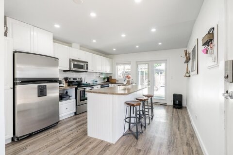 Additional image 8 of 23035 117 Avenue, Maple Ridge, BC, V2X 2K3