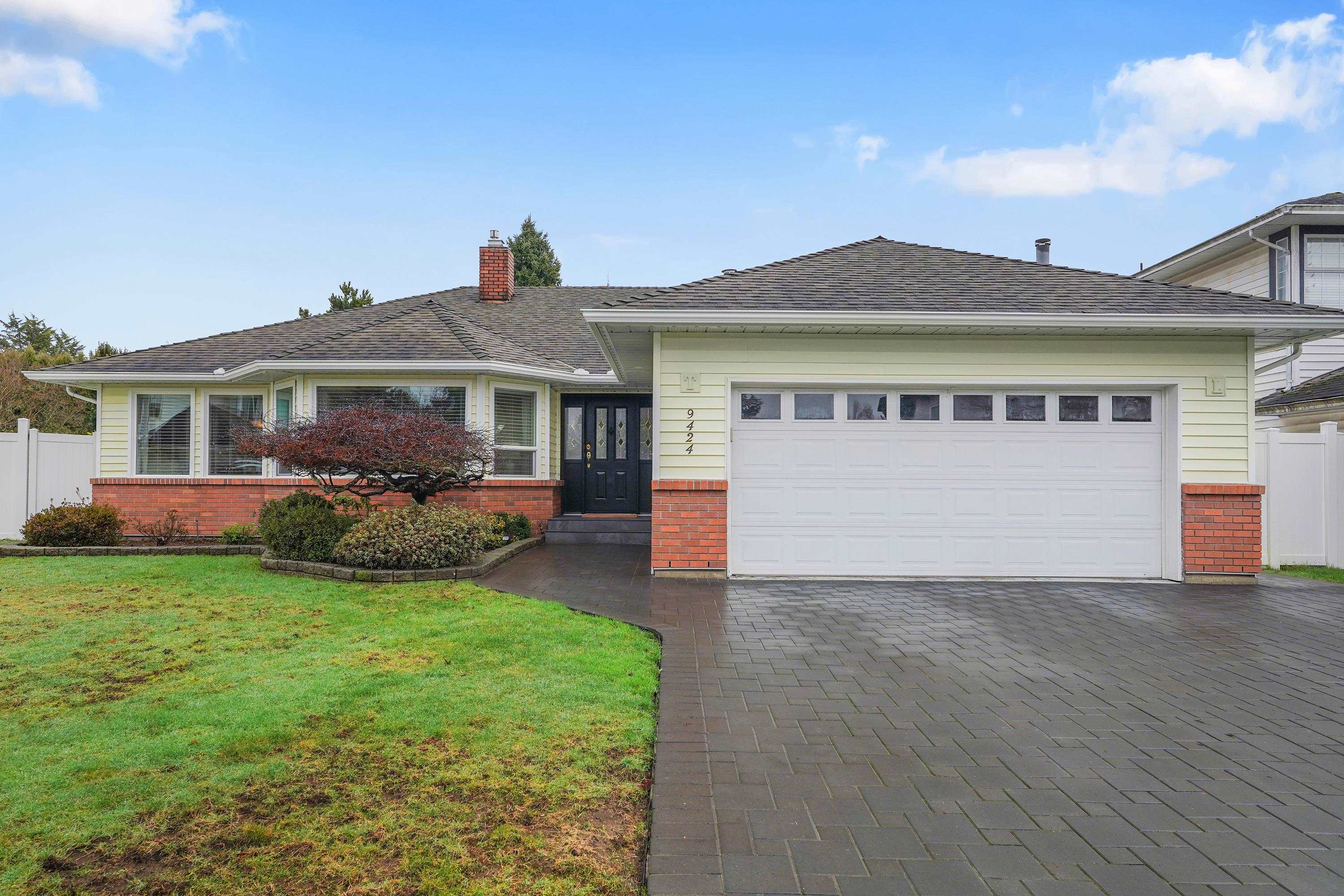 Additional image 2 of 9424 154a Street, Surrey, BC, V3R 9C8