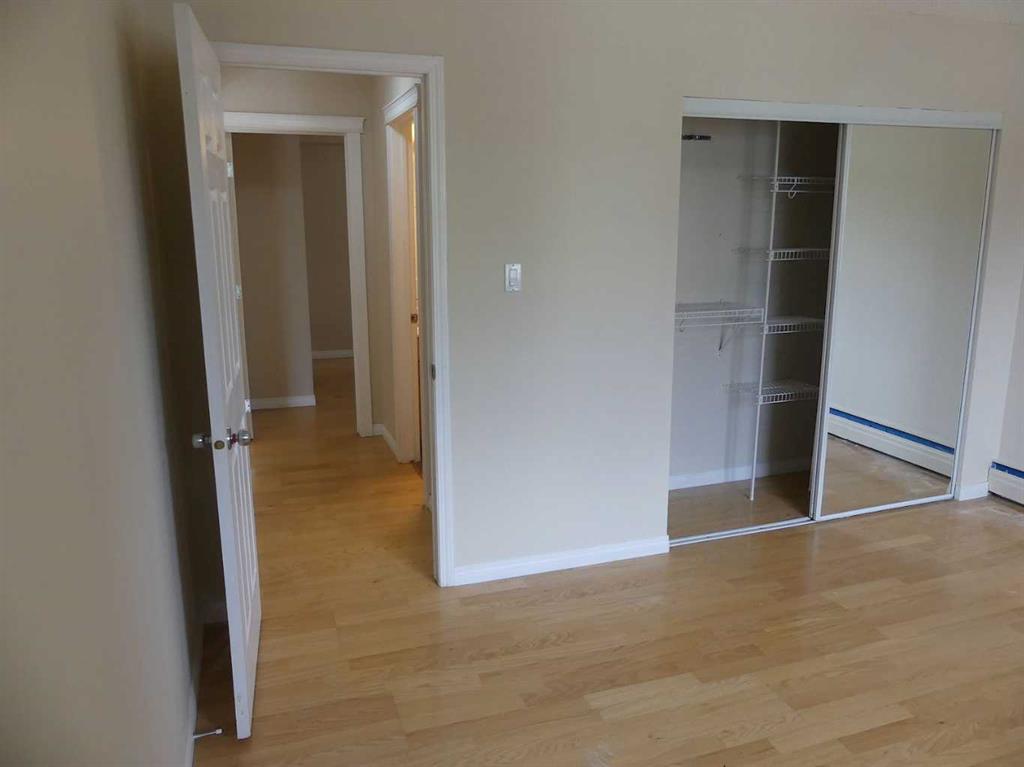 Additional image 6 of 302-117 23 Avenue SW, Calgary, AB, T2S 0H9
