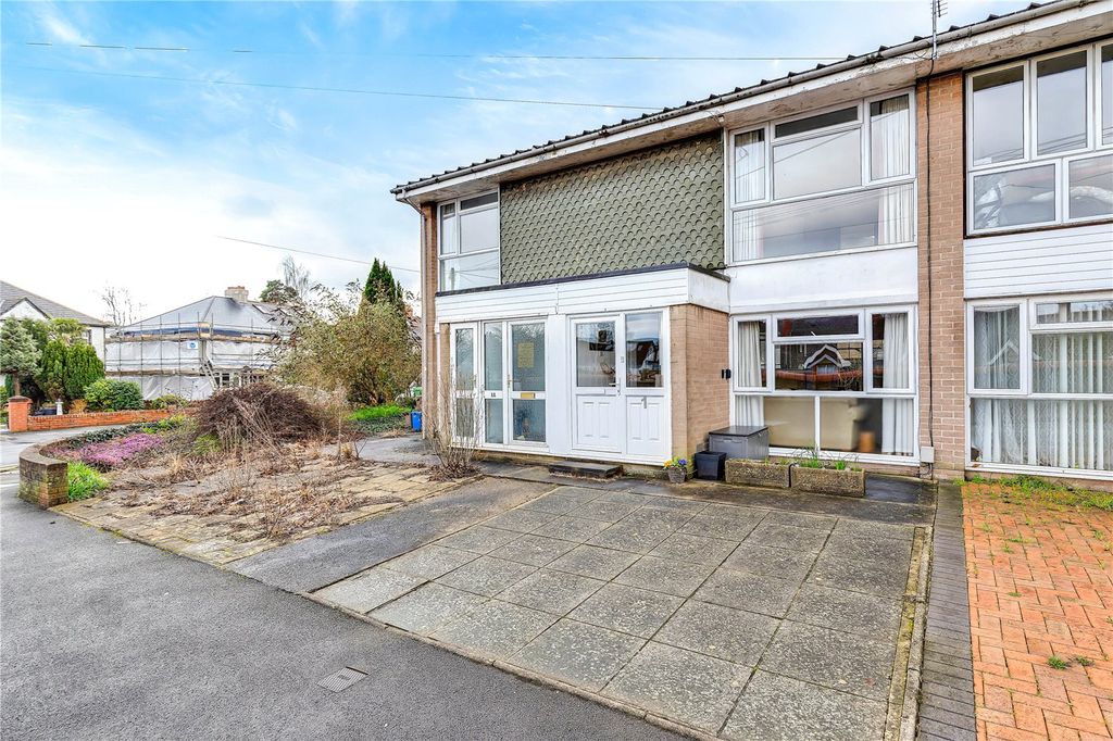2 bed flat for saleHighfields, Llandaff, Cardiff CF5