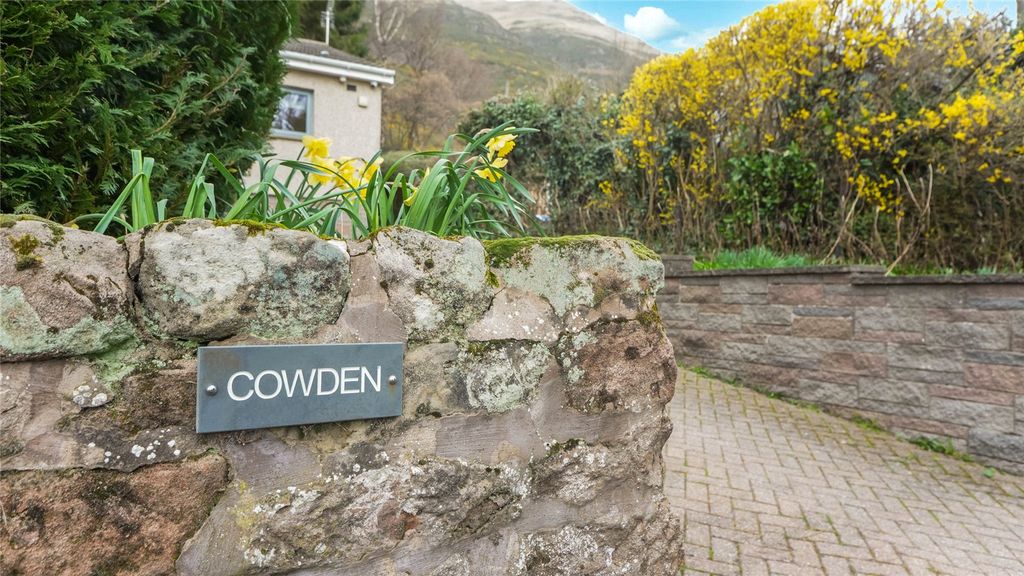 Additional image 3 of 5 bed bungalow for saleCowden, Back Road, Alva, Clackmannanshire FK12