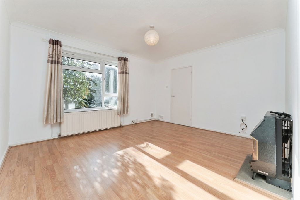 Additional image 7 of 4 bed semi-detached house for saleLong Reach Road, Cambridge, Cambridgeshire CB4