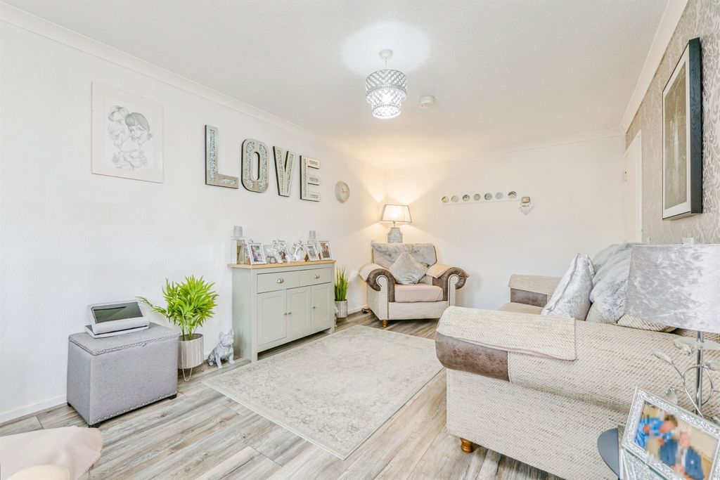 Additional image 8 of 2 bed flat for saleWordsworth Avenue, Roath, Cardiff CF24