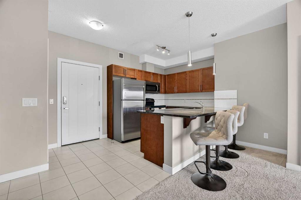 Additional image 3 of 2421-604 East Lake Boulevard NE, Airdrie, AB, T4A 0G6