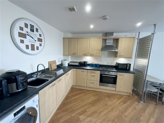 2 bed flat for sale2 Richmond Way, Rotherham, Rotherham S61 photo 4