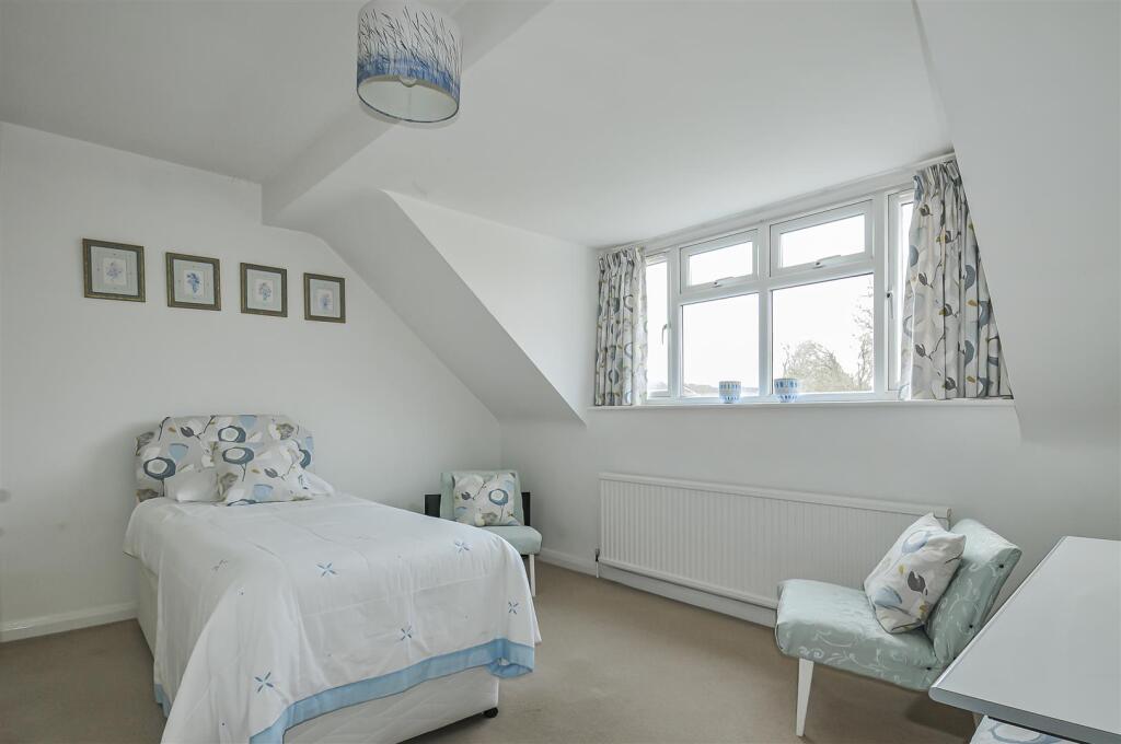 Additional image 8 of Oakwood Road, Bricket Wood, St. Albans