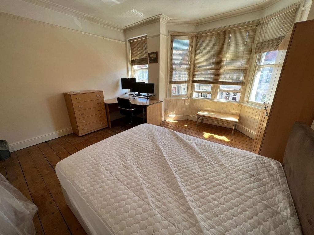 Additional image 11 of 5 bed terraced house for saleHeathfield Road, Cardiff CF14