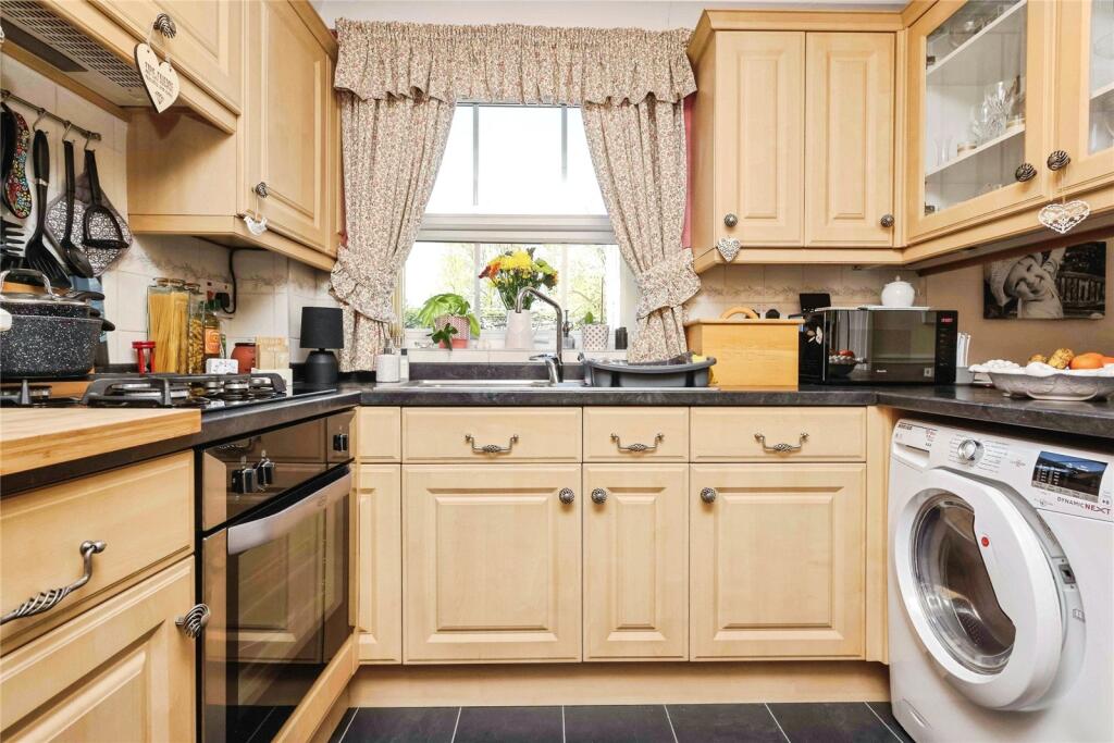 Deerham Close, Birmingham, West Midlands, B23 photo 5