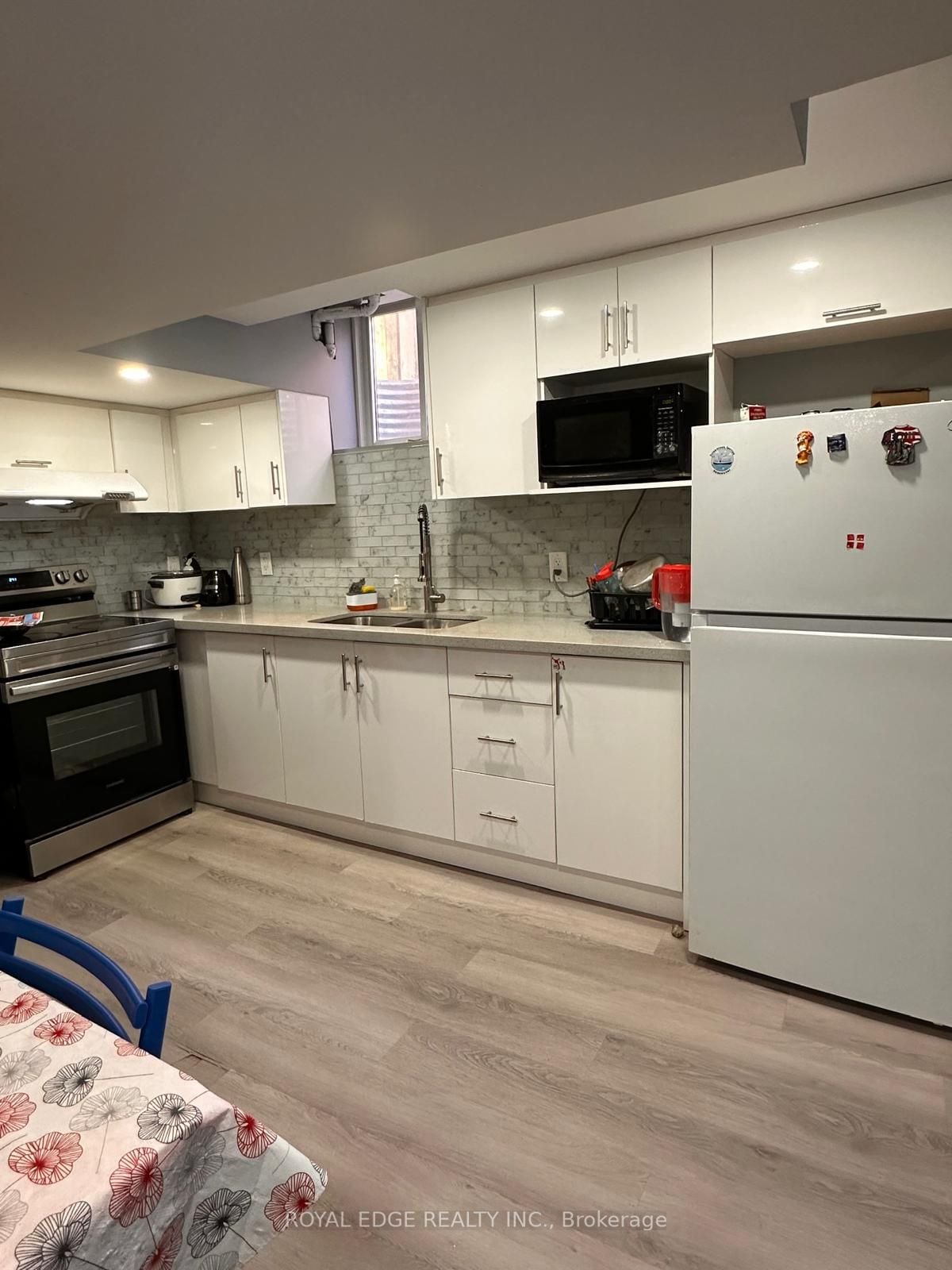 Additional image 3 of Basement-293 Kingsbridge Garden Circle, Mississauga, ON, L5R 1L2